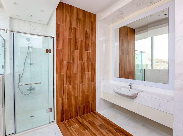 Apartments for sale in meera tower