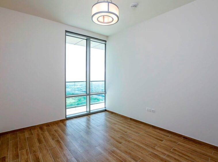 Apartments for sale in meera tower