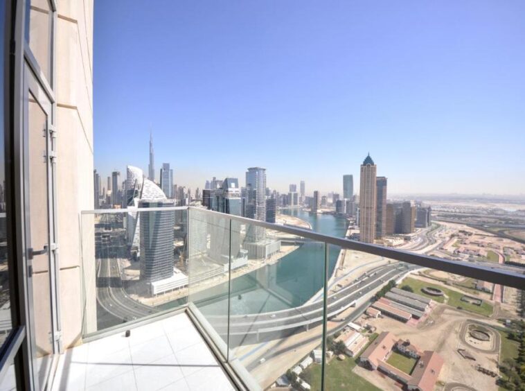 Apartments for sale in meera tower