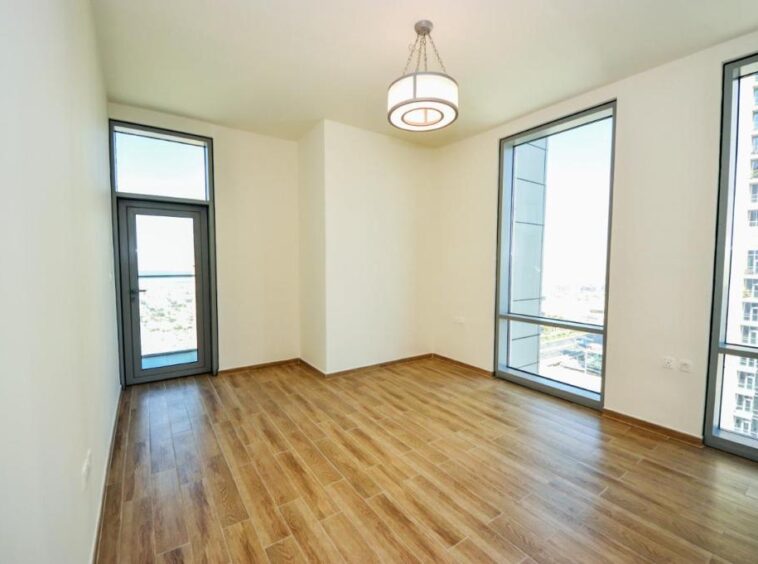 Apartments for sale in meera tower