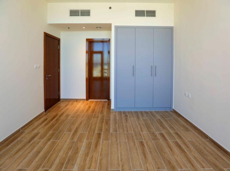 Apartments for sale in meera tower